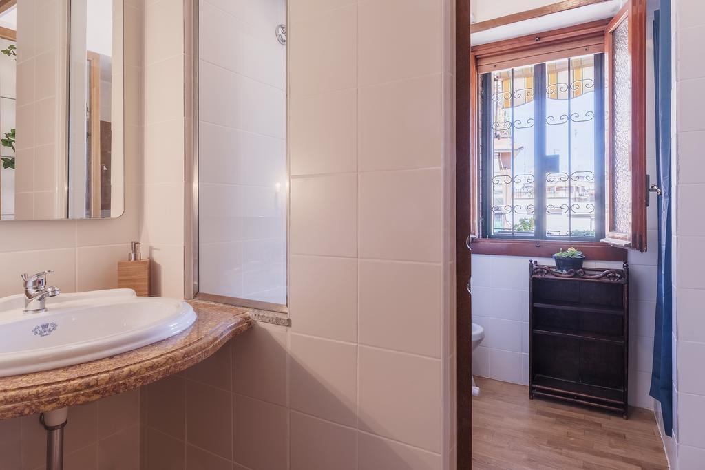 Lago Terrione Apartment - Charme Holidays โรม ภายนอก รูปภาพ